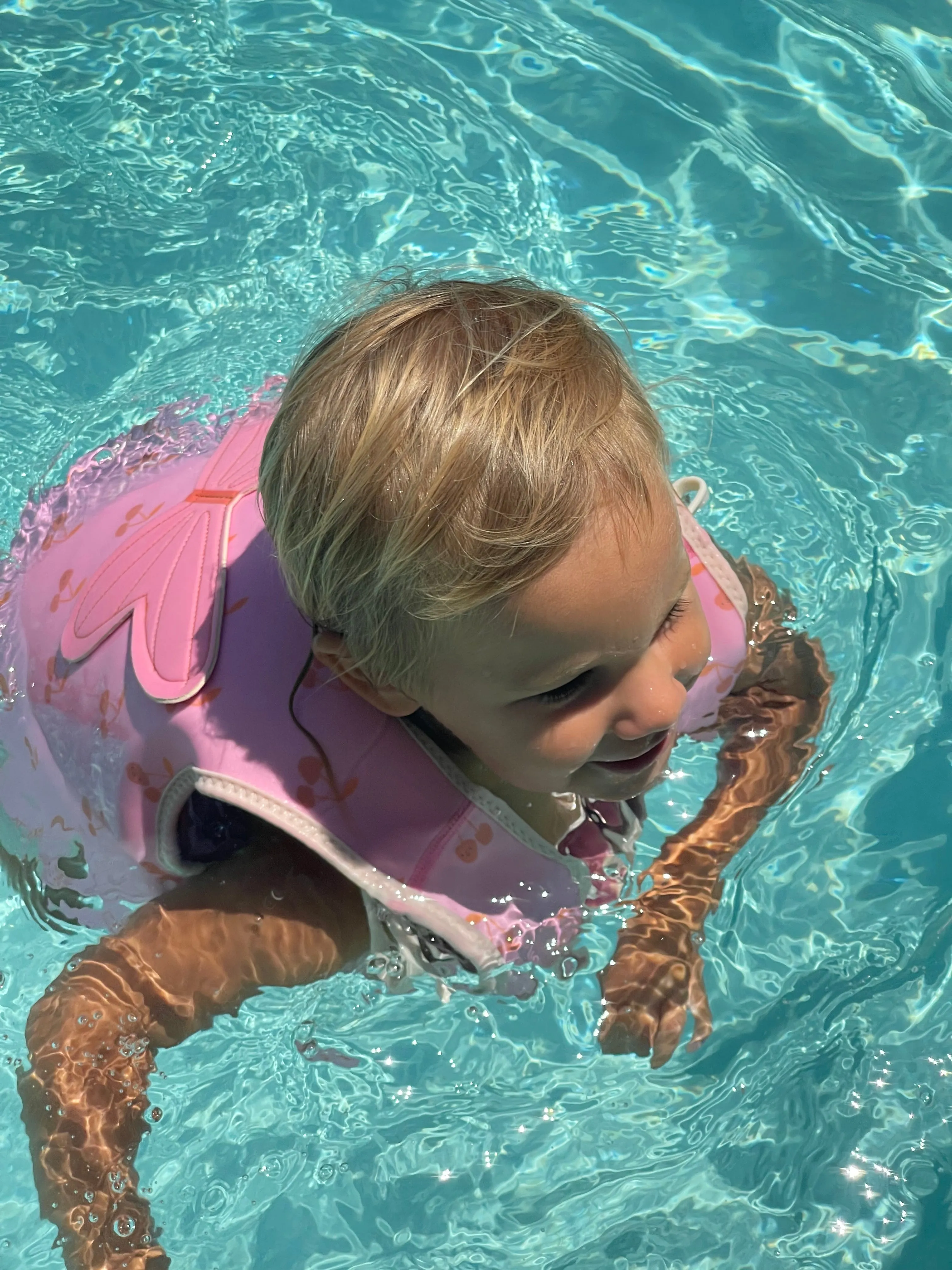SUNNYLiFE Kids Swim Vest  Cotton Candy Cherry